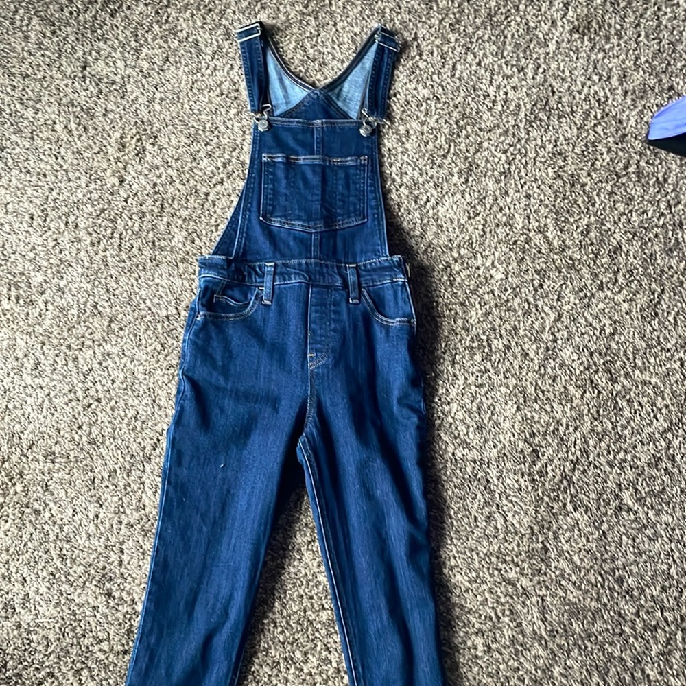 Blue Levi’s slim fit overalls